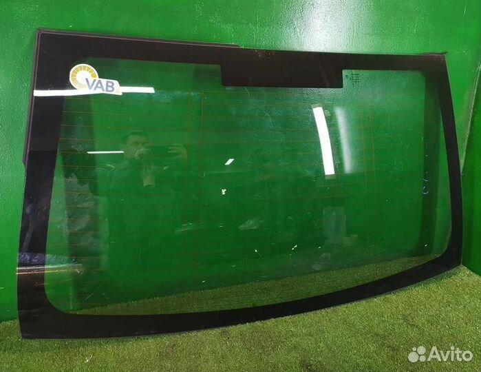 Стекло заднее Peugeot 407 (6E) 2005