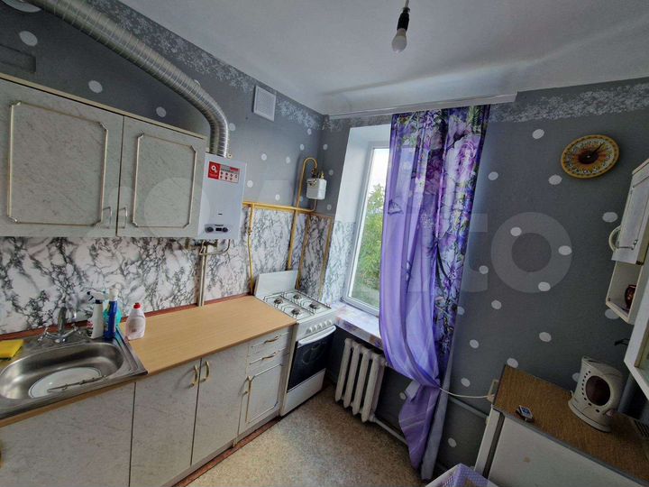 2-к. квартира, 47 м², 3/3 эт.
