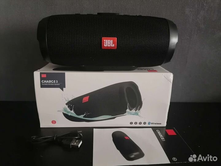 Портативная колонка JBL charge 3