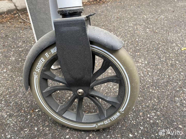 Самокат взрослый Huracan TT 2022