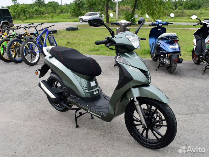 Скутер regulmoto trevis 125 (LJ125T-16)