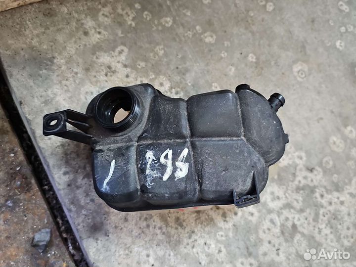 Бачок охлаждающей жидкости радиатора ford mondeo 4