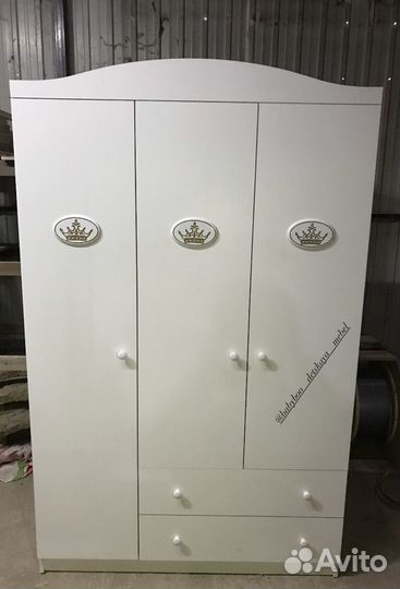 Детский шкаф для одежды