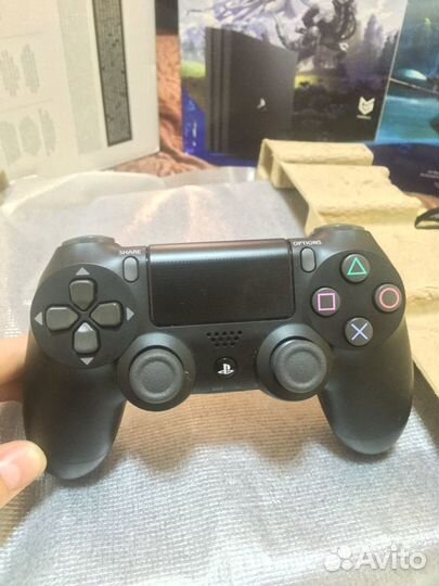 Sony playstation 4 pro 1tb