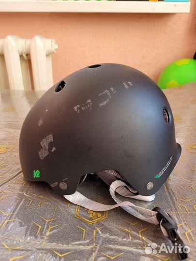 Шлем для езды на самокате