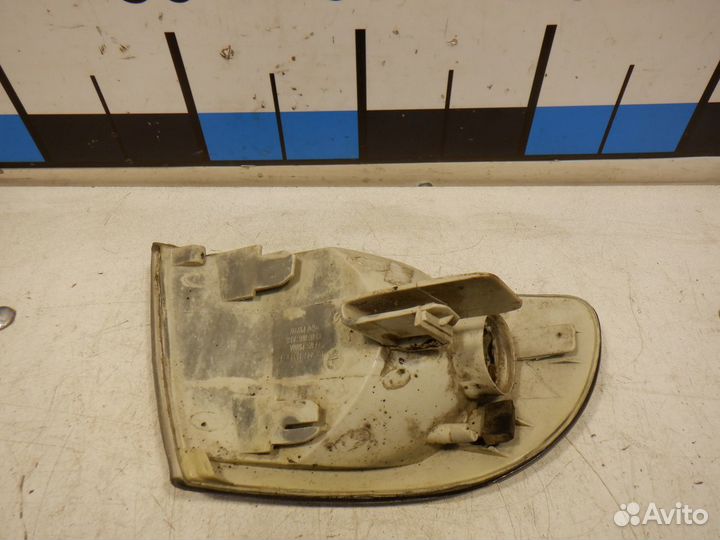 Указатель поворота белый Audi A4 B5 1994-2001