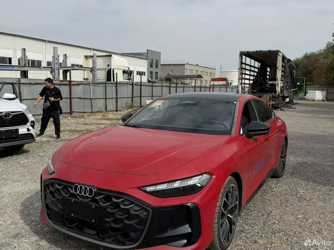 Audi A5L 2.0 AMT, 2026, 30 км