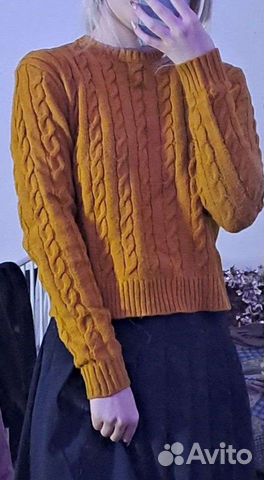 Бронь Вязаный свитер женский