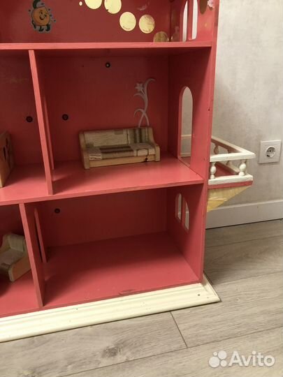 Домик кукольный