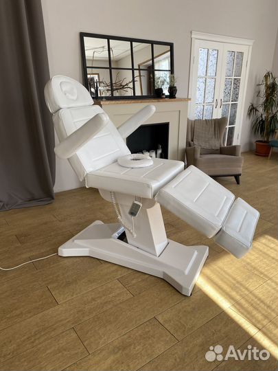 Косметологическое кресло 3 мотора