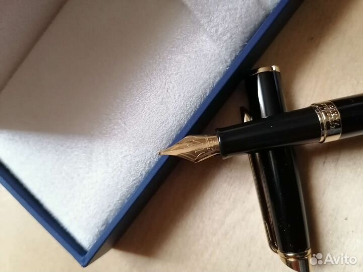 Перьевая ручка waterman