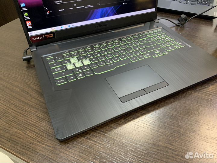 TUF Gaming F17 fx706hcb i5-10400H/512SSD/3050/17.3