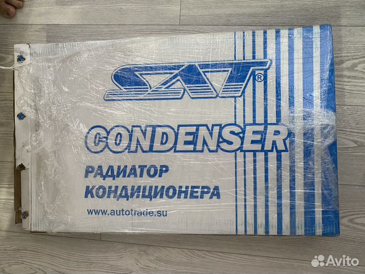 Радиатор кондиционера на honda civic 5d