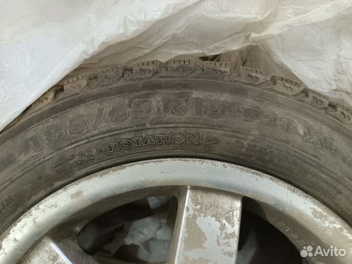 Продам комплект зимних колес