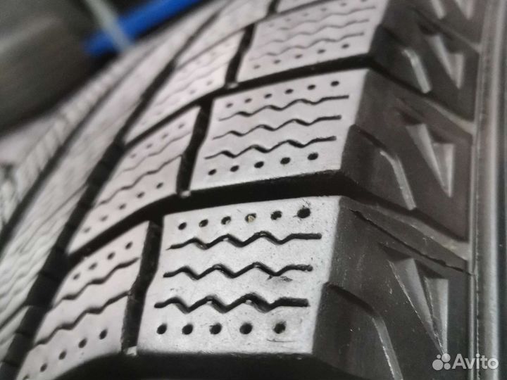 Michelin Latitude X-Ice XI2 235/65 R17