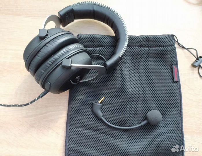 Наушники HyperX Cloud Silver (полный комплект)