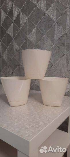 Горшки для цветов пластиковые