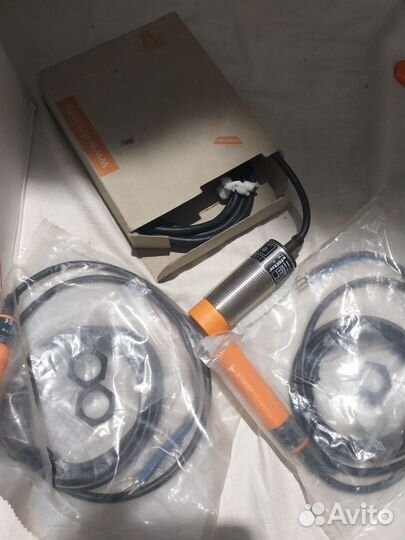 Оптические и индуктивные датчики IFM