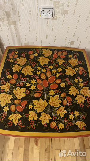 Столик хохлома