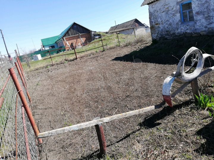 Дом 20 м² на участке 82 сот.