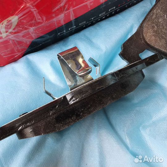 Колодки тормозные передние Вольво XC90