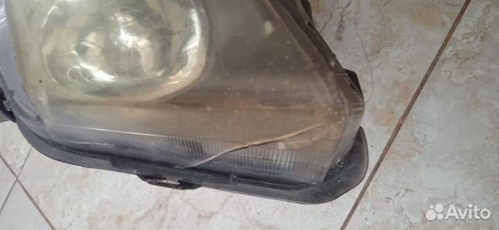 Фара на Хонда Стрим 2007-2009 г.в