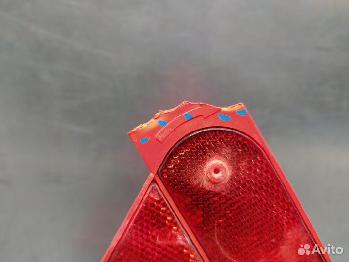 Знак аварийной остановки Volkswagen Bora 1997-2005