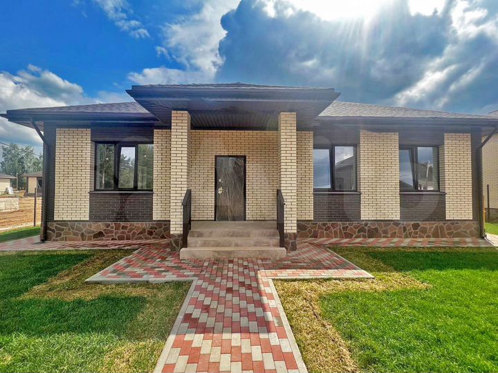 Дом 105 м² на участке 9,2 сот.