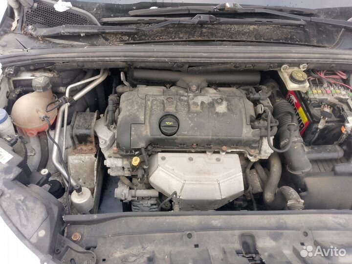 Площадка АКБ Citroen C4 2
