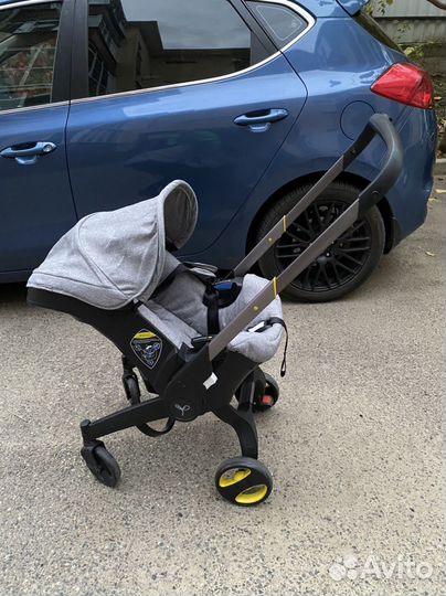 Детское автокресло коляска