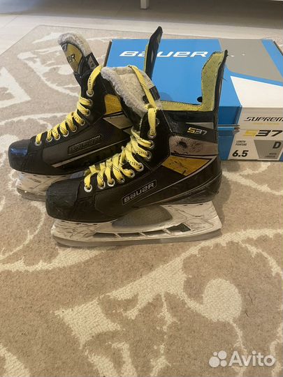 Хоккейные коньки Bauer Supreme S37 размер 6.5