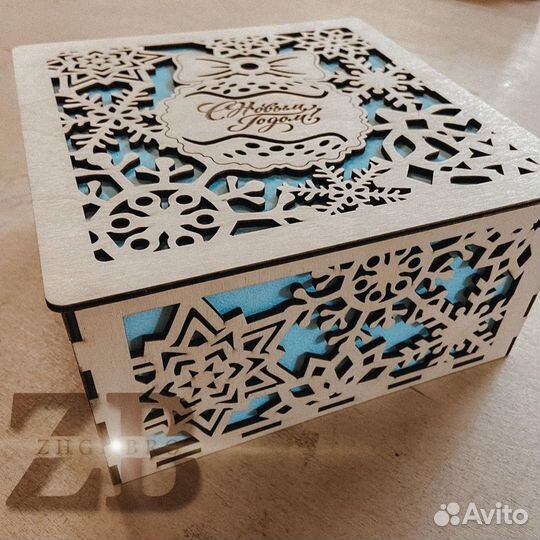 Подарочная коробка «Новогодняя»