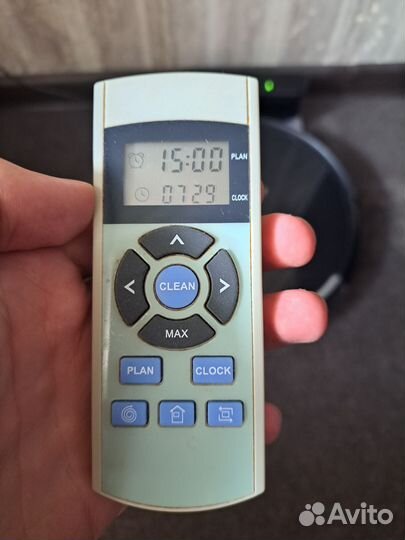 Робот пылесос