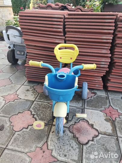 Детский трехколесный велосипед бу