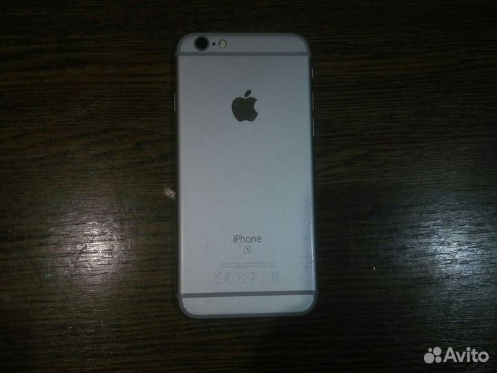 iPhone 6S, 64 ГБ