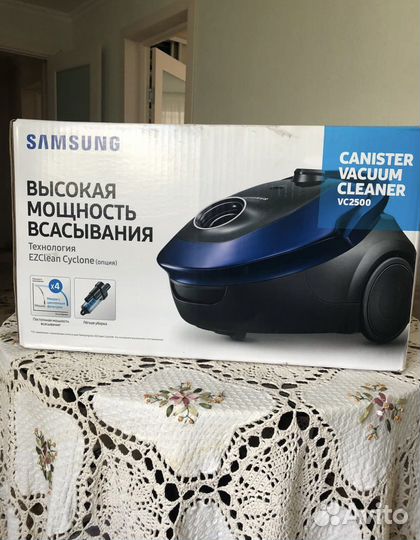 Пылесос Samsung новый