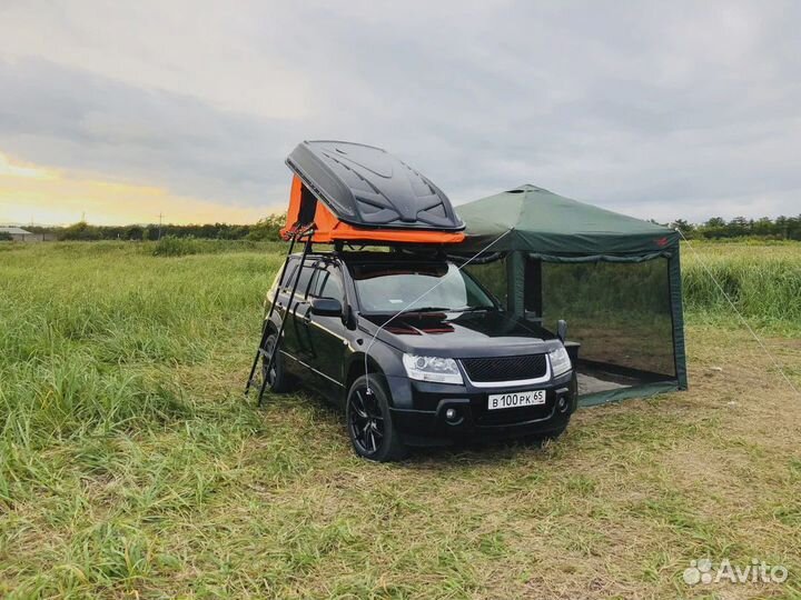 Бокс-багажник на крышу автомобиля