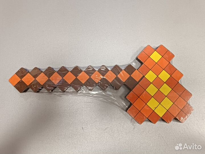 Топорик деревянный