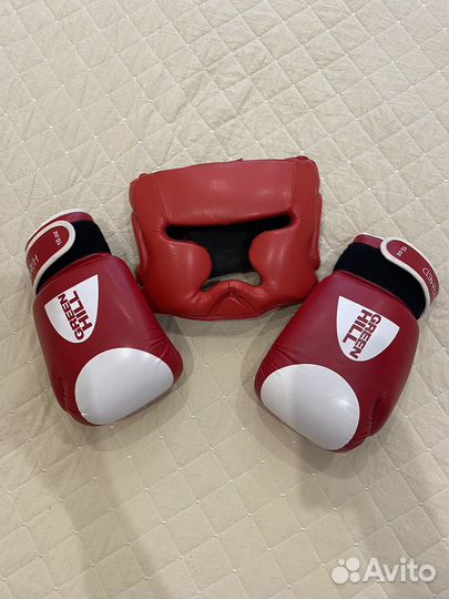 Боксерские перчатки 10 oz green hill hamed