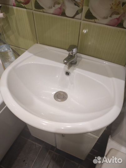 Раковина в ванную с тумбой 54x83см глубина 45 см