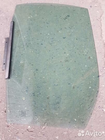 Стекло на Toyota