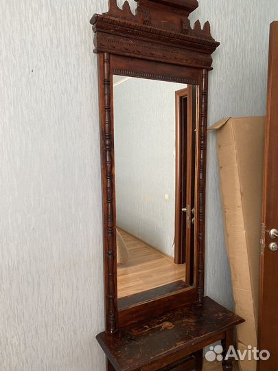 Антикварное старинное зеркало