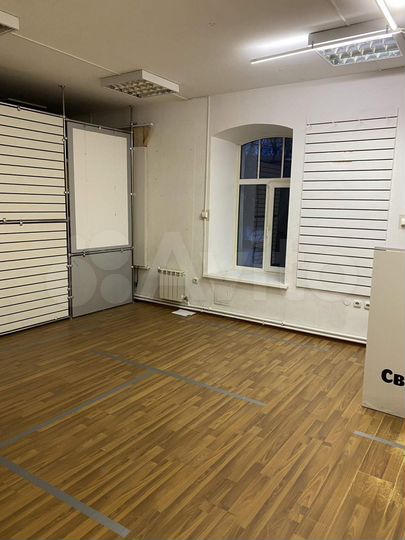 Продам торговое помещение, 862.8 м²