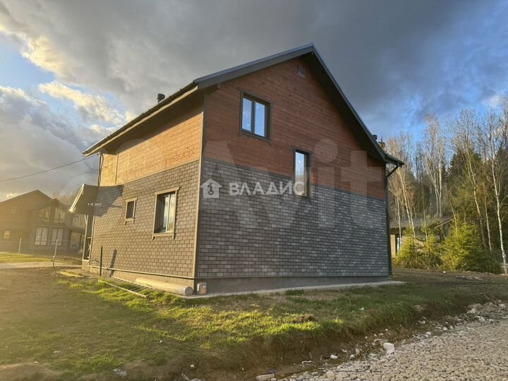 Дом 170 м² на участке 10 сот.