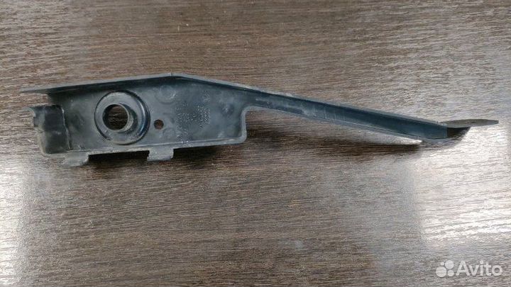 Накладка Audi A8 D3 6.0 BHT 2008