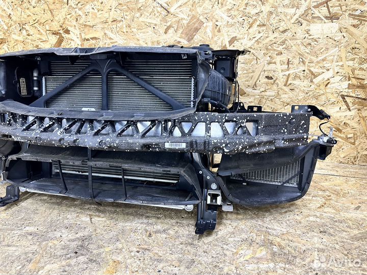 Телевизор с касетой радиаторов S55 BMW M3 F80 F82