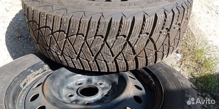R16 Goodyear Ultragrip 600 215/65, PCD 5x115 DIA 16