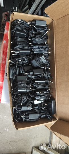 Зарядные устройства YeaLink