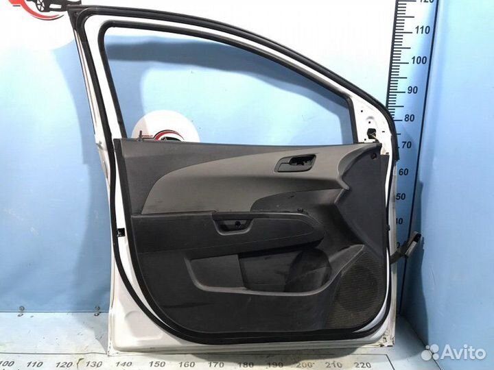 Дверь передняя левая Chevrolet Aveo T300 F16D4 1.6