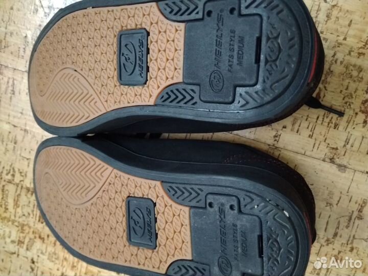 Кроссовки на колесиках